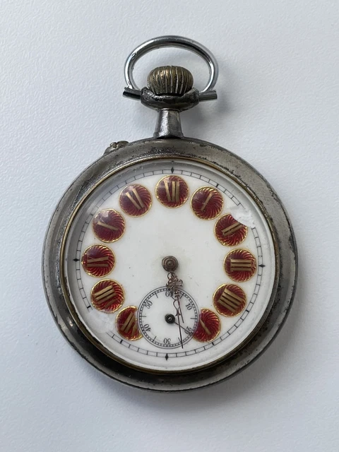 Jolie Montre Gousset À Cartouches