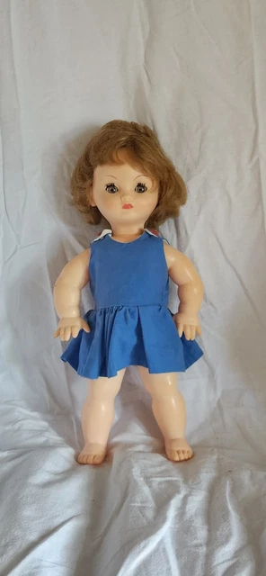 POUPEE BELLA Annees 60 EUR 50,00 - FR
