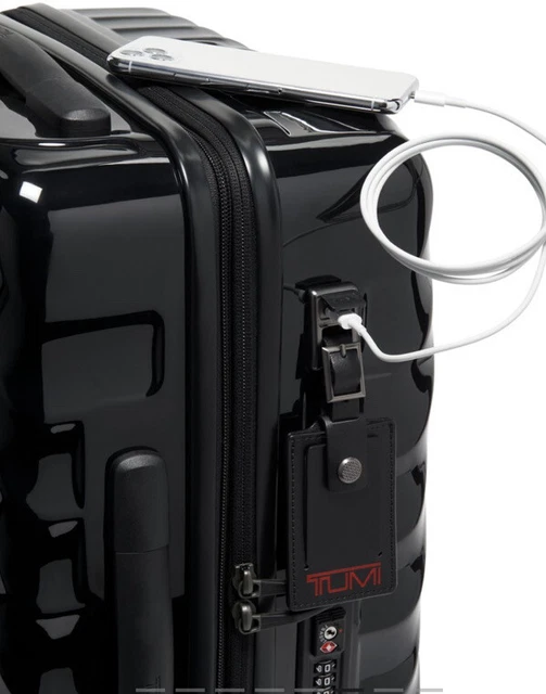 International Expandable 4 Wheeled Carry-On - Black