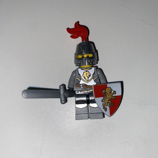 LEGO Castle Lion Queen Minifigure Kingdoms Diadem Crown 853373 10223 cas504