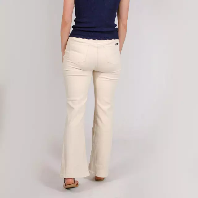 Jeans Calvin Klein bianchi svasati farina d'avena a vita alta cotone elasticizzato 3