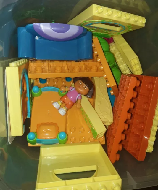 Dora lego clearance
