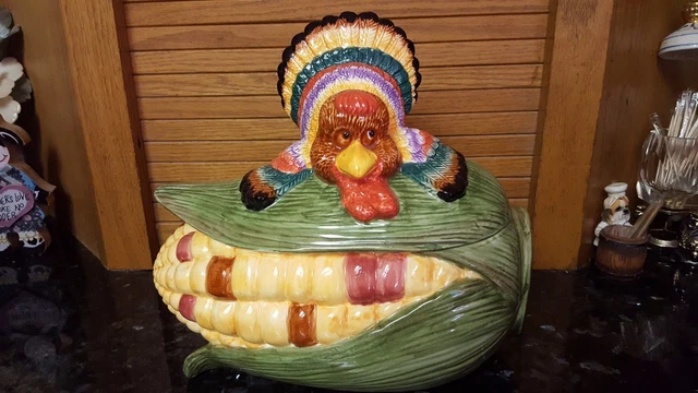 Large Really ADORABLE 3 Dimensional Turkey on Ear of Corn Jar or Box COLORFUL!