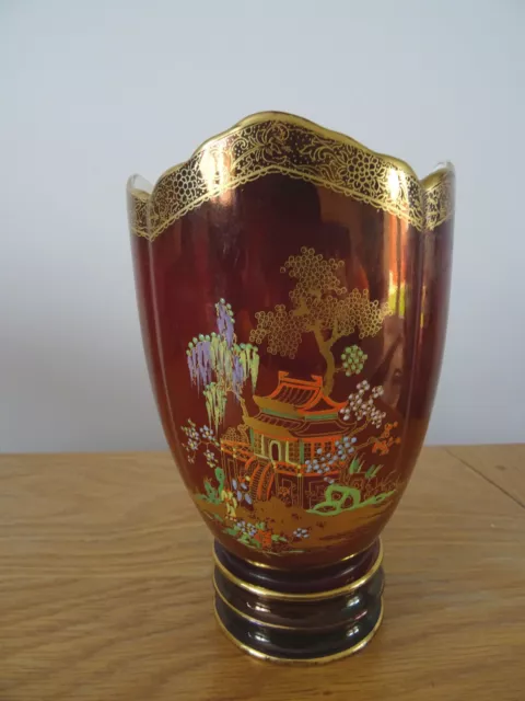 Delightful Carlton Ware Rouge Royale Vase In The Mikado Pattern