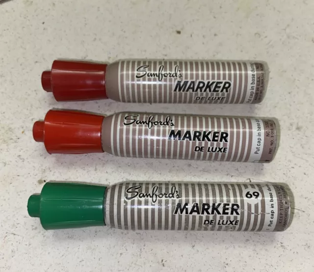 Vintage 4" Sanford Deluxe Permanent Markers 2 RED And 1 GREEN Lot of 3