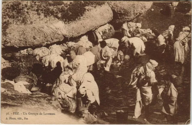 CPA AK MAROC FEZ Un groupe de Laveuses (10284)