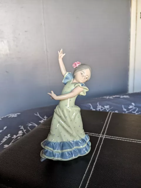 Vintage Lladro Flamenco Dancer  Figurine - ' Lolita ‘  # 5192
