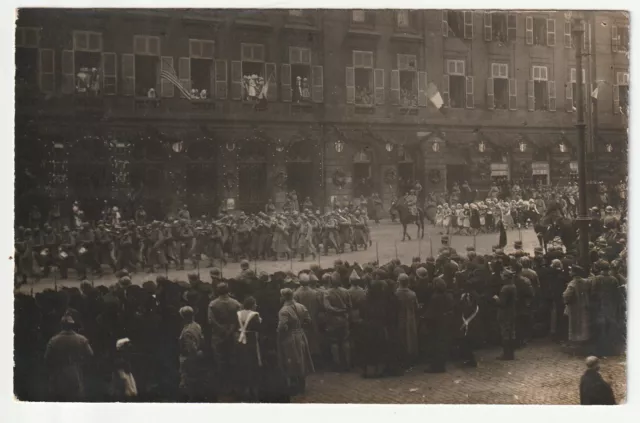 METZ - Moselle - CPA 57 - Militaire - Carte Photo Revue defilé en 1918