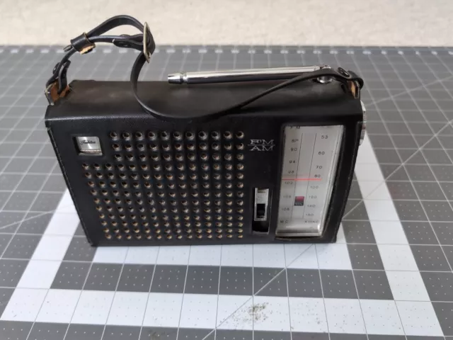 Radio transistor vintage TOSHIBA (10M-860F) con estuche original