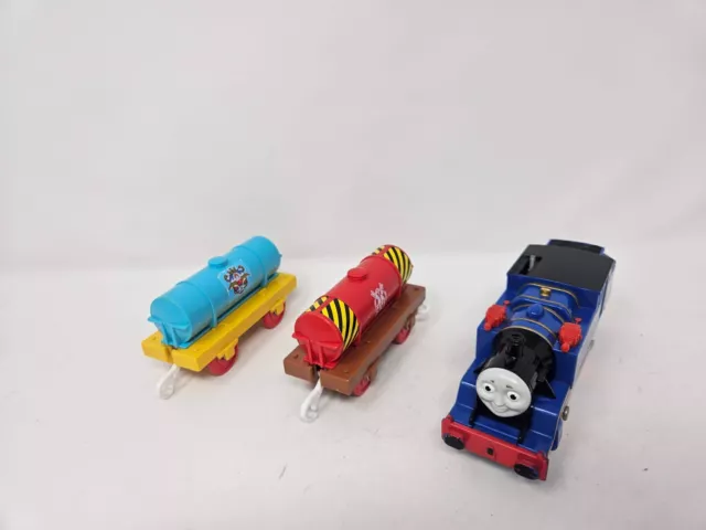 THOMAS & FRIENDS Trackmaster Belle and SSRC Tankers Motorized TOMY ...