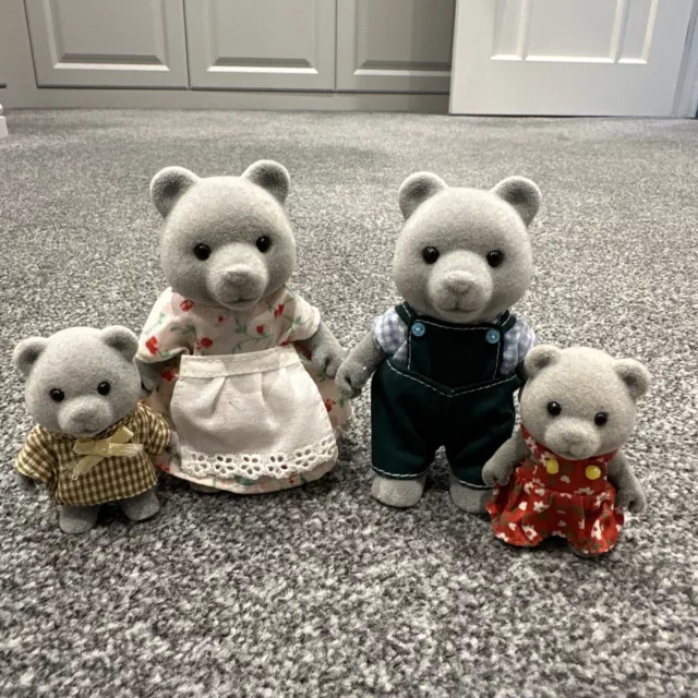 Sylvanian Families Figures: Evergreen Family Grey Bears x 4