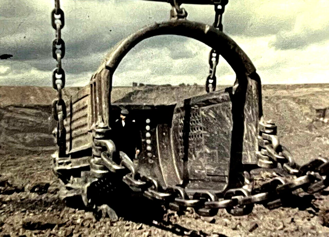 16mm Colour Sound Film - 'Open cast mining at Radar North' - 800 feet