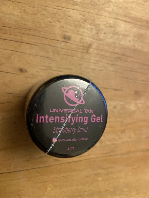 Universal Tan Intensifying Tanning Gel 30g Strawberry Scent