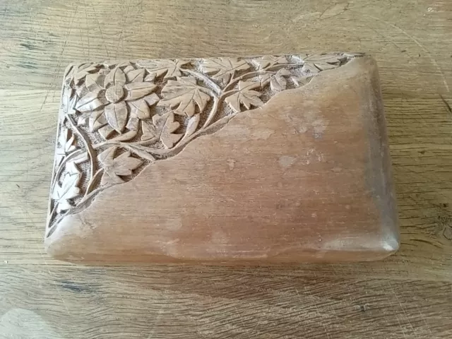 Attractive little Vintage hand carved Box