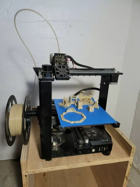 MakerGear M2 Desktop 3D Printer