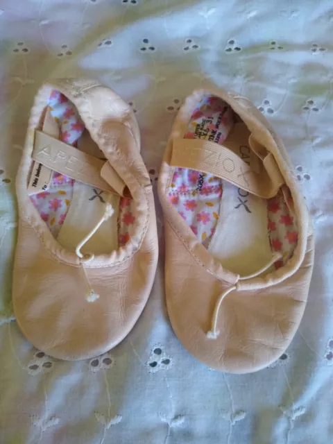 Pink Ballet Shoes Baby Toddler Girls 7.5 Caprizo