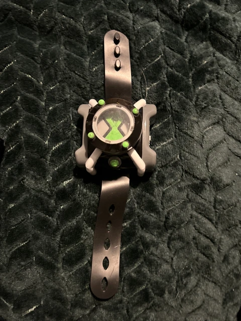 BEN 10 OMNITRIX Watch FX Playmates With Sounds Light £4 00 PicClick UK BEN 10 OMNITRIX Watch FX Playmates With Sounds Light £4 00 PicClick UK