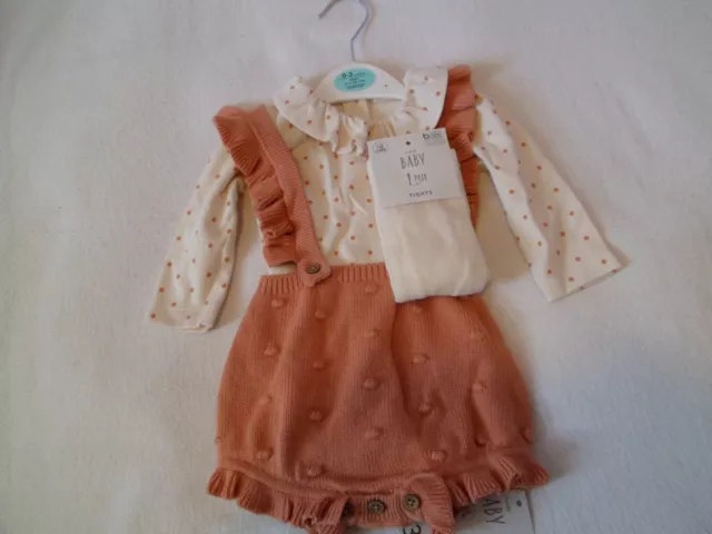 Babies 3 Piece Knitted Outfit Including Tights 0-3 Months Brand New