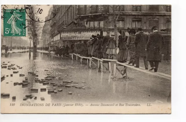 PARIS CPA 75 l'avenue daumesnil et rue traversiere janvier 1910 crue de la seine
