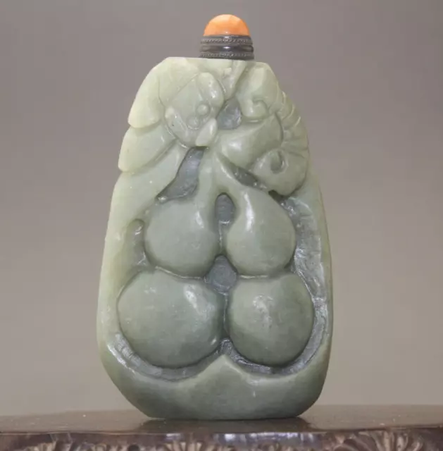 Chinese Hand-carved BAT RUYI GOURD hetian jade snuff bottle statue 109g A346