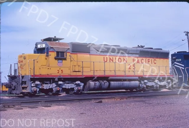 ORIGINAL SLIDE UP Union Pacific SD45 25;Council Bluffs,IA;June 1985