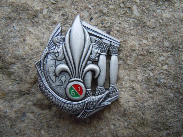 RARE INSIGNE LEGION ETRANGERE PARACHUTISTES 2° REP (VARIANTE CUIVRE