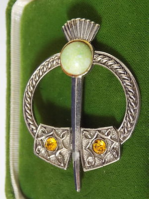Cardo Firmato Exquisite Color Argento Penannular Stile Spilla Strass Cardo 2a 90 