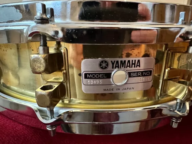 Yamaha Sd493 piccolo snare ( 14x3,5 ) Brass plus Brand NEW piccolo Hardcase