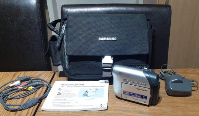 SAMSUNG VP-D361 CAMCORDER MINI DV DIGITAL TAPE VIDEO CAMERA Tested Working