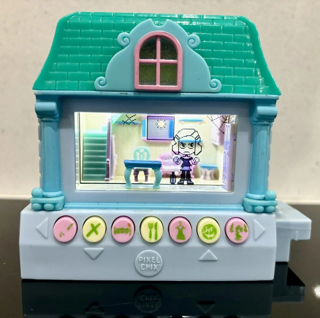 PIXEL CHIX SERIES 1 Electronic Game 2005 Mattel Blue Mansion Working £ ...