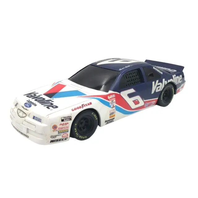 Vintage 1997 Toy Biz NASCAR Rumble N' Roar Race Car Mark Martin Valvoline 10"