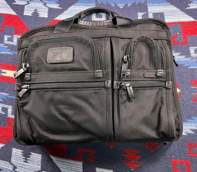 Tumi Alpha-2 BLACK T-Pass Laptop Expandable Brief Case Bag Carry On Messenger
