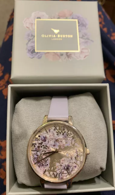 BNIB OLIVIA BURTON beautiful squirrel topped gold coloured slim