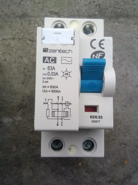 Interrupteur Différentiel Schneider 30mA 80A Type A 230V - A9Z21280, Neuf
