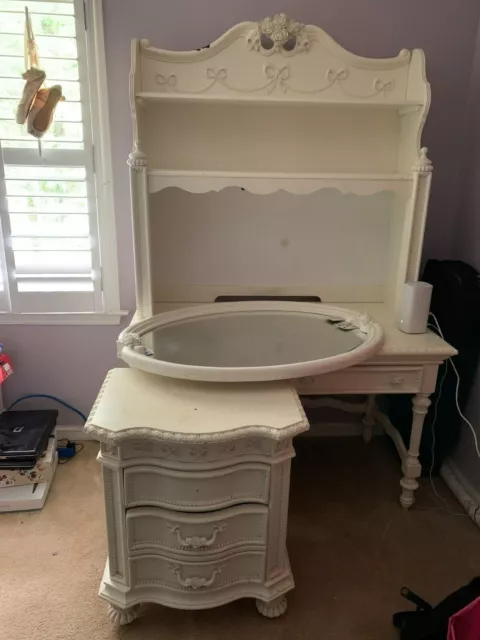 Limited Edition DISNEY Princess White Bedroom Furniture 