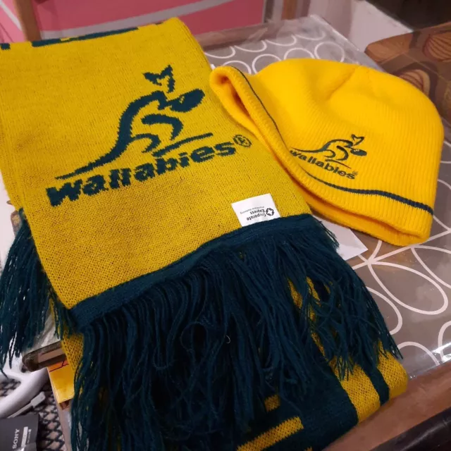 Australian Wallabies vs England Rugby Union Beanie & Scarf 2006 Stadium AUS VGC