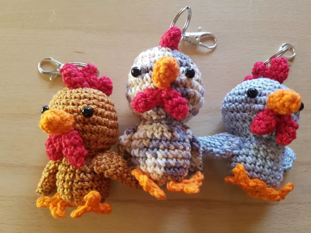 1 Schlüsselanhänger Huhn , ca. 7-8 cm groß, Amigurumi gehäkelt