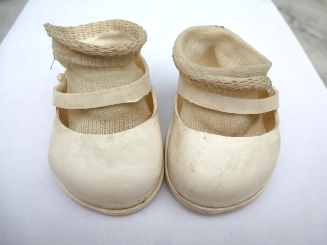Paire De Chaussures Raynal+ Chaussettes Pour  Grande Poupee Raynal