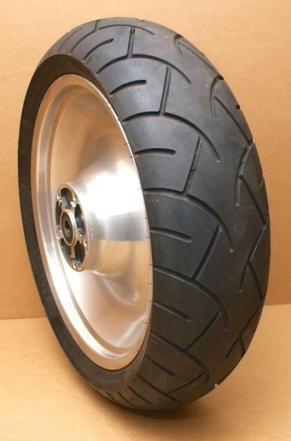 Jante Arrière 18x3.5 Big Spoke Chromée Pour Harley-Davidson - 3/4 De Montage - Neuf