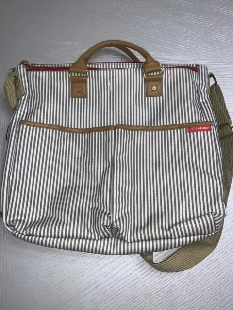 Skip Hop Diaper Bag Tote Gray White Striped Water Resistant Multiple Pockets Zip