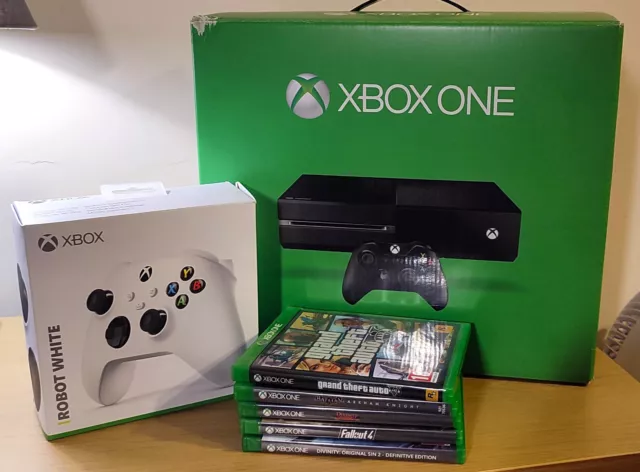 Xbox one black 500gb with original 2025 controller