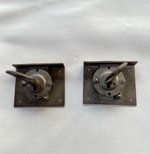 Lot De 2 Serrures à Poignée En T Avec 4 Clés - Pour Camion, Caravane, Armoire, Garage - Chrome - 9
