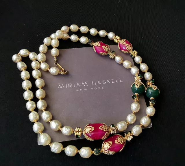 Miriam Haskell Sign Rope White Faux Pearl Pink-Red/Jade Glass Beads Green Montée