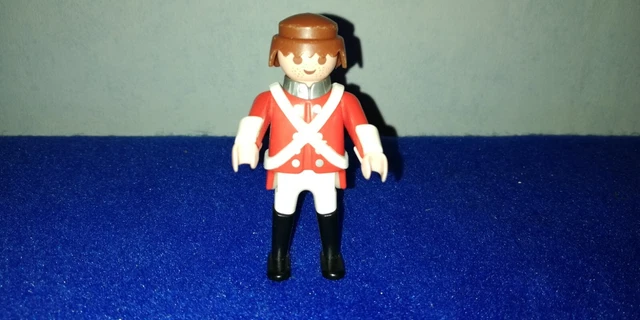 PLAYMOBIL GUARDIAN SOLDIER Red white Guard Soldier Red Skirt 