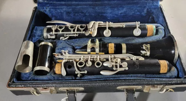 Antique Buescher French Grenadilla Wood Soprano Clarinet HS France 1921 # 76,301