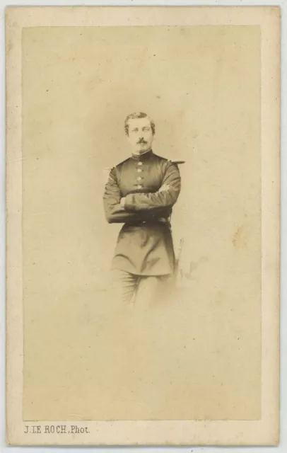 CDV militaire. Sous-lieutenant de l'école impériale de cavalerie par Le Roch à S