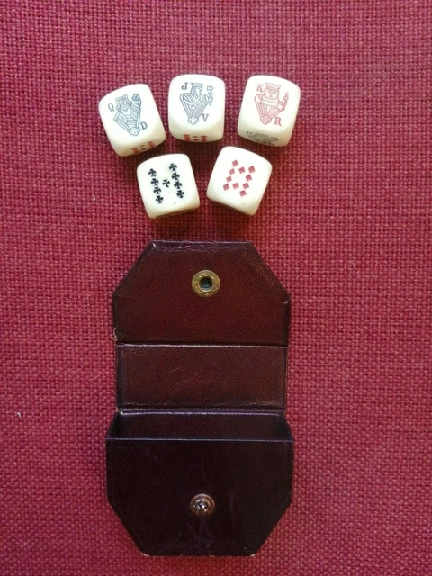 ANCIEN JEU DE DÈS POKER JEU DE COMPTOIR DICE