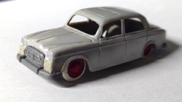 Voiture Miniature JOUEF Peugeot 403 Rouge échelle HO 1/87 - Pour Train Miniature, Occasion