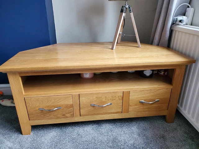 Oak furniture land discount parquet tv unit