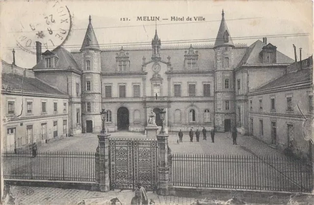 CPA 77 BRIE Env. Fontainebleau MELUN Hôtel de Ville 1916 animée